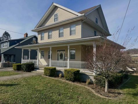 1507 Edgeway Drive Fairmont WV 26554