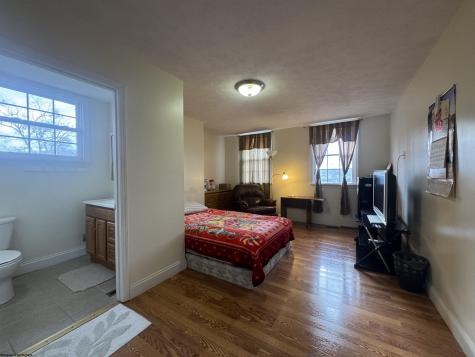 1507 Edgeway Drive Fairmont WV 26554