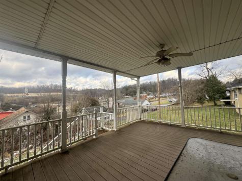 1507 Edgeway Drive Fairmont WV 26554