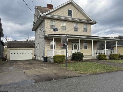 1507 Edgeway Drive Fairmont WV 26554