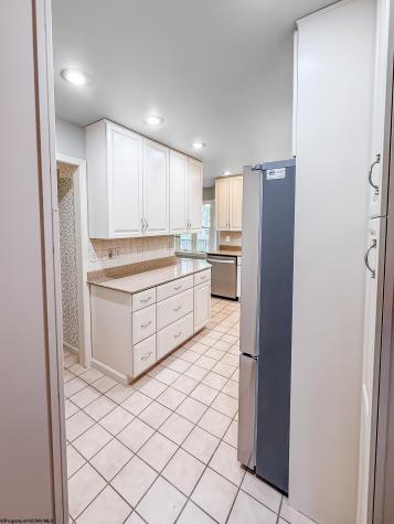 609 Southern Pines Drive Oakland MD 21550