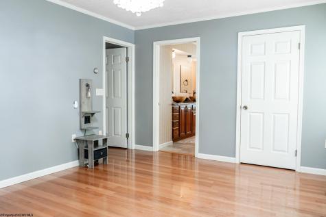 609 Southern Pines Drive Oakland MD 21550