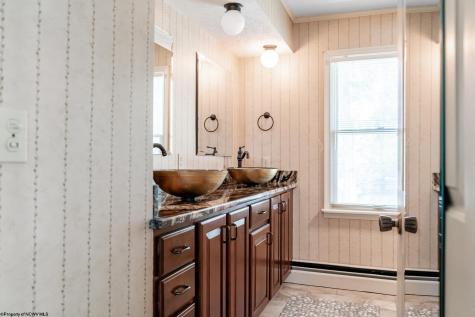 609 Southern Pines Drive Oakland MD 21550