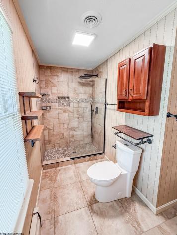 609 Southern Pines Drive Oakland MD 21550