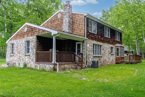 609 Southern Pines Drive Oakland MD 21550