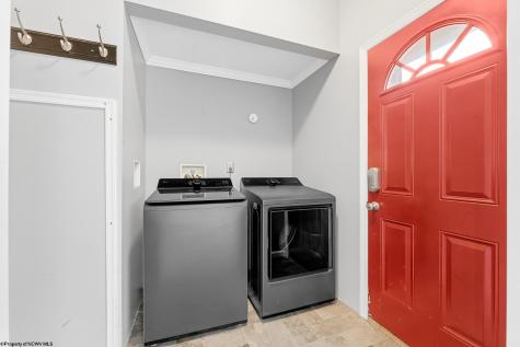 58 Mayhew Lane Morgantown WV 26508