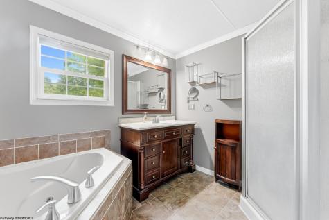 58 Mayhew Lane Morgantown WV 26508