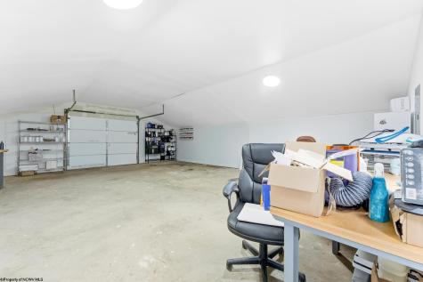 58 Mayhew Lane Morgantown WV 26508