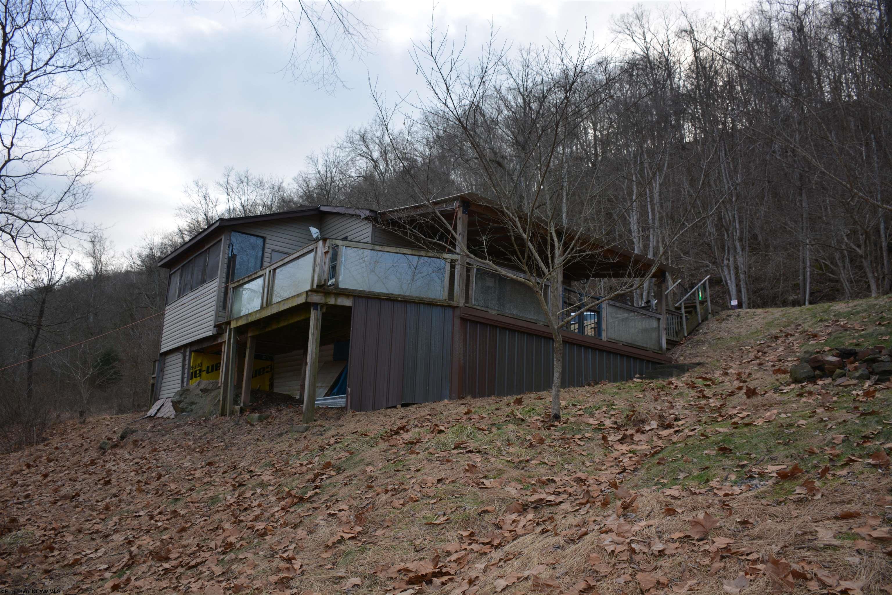 991 Winchester Road Elizabeth WV 26143
