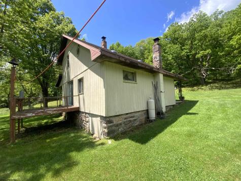 462 Childs Road Terra Alta WV 26764