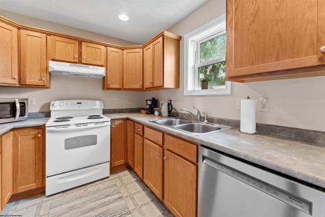 709 Elysian Avenue Morgantown WV 26501