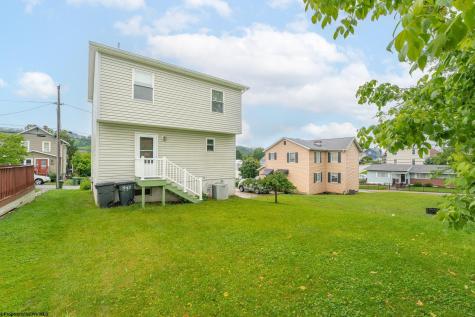 709 Elysian Avenue Morgantown WV 26501