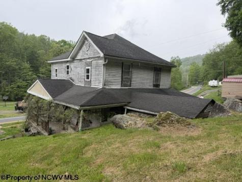 336 Mountaineer Highway Philippi WV 26416