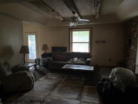 336 Mountaineer Highway Philippi WV 26416