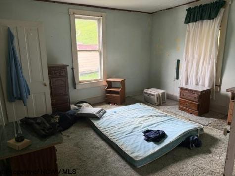 336 Mountaineer Highway Philippi WV 26416