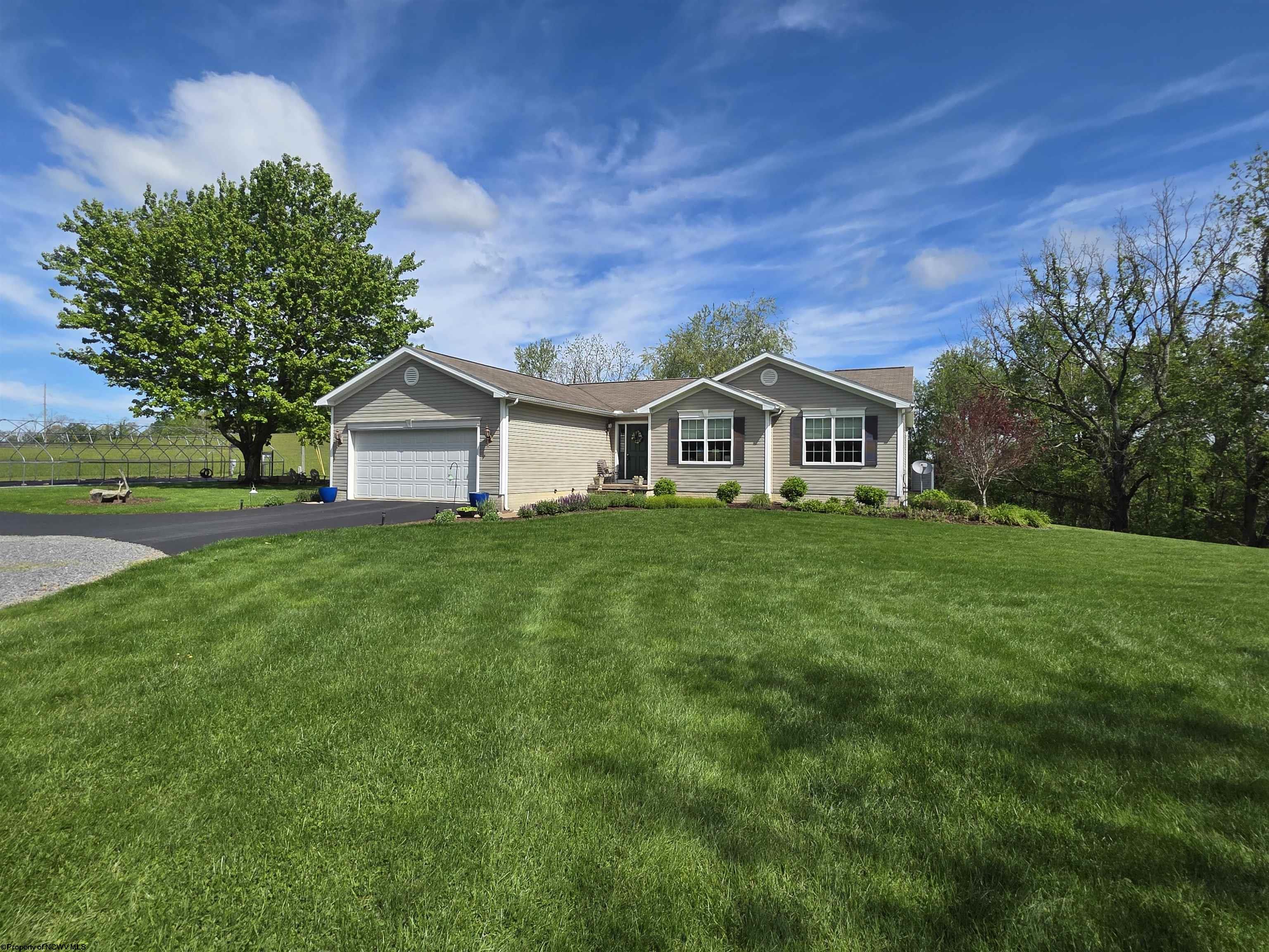2776 Vista View Road Kingwood WV 26537