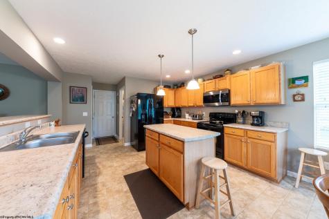 2776 Vista View Road Kingwood WV 26537