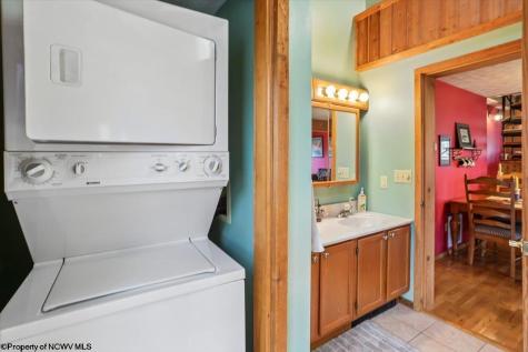 213 Treetop Lane Davis WV 26260