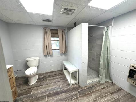 17 Hannah Lane Fairview WV 26570