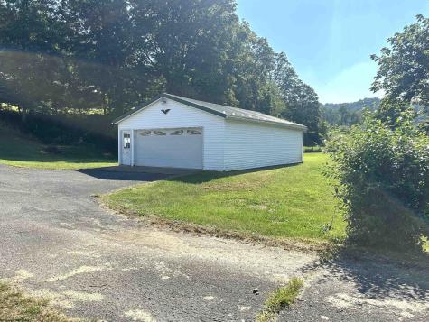 17 Hannah Lane Fairview WV 26570