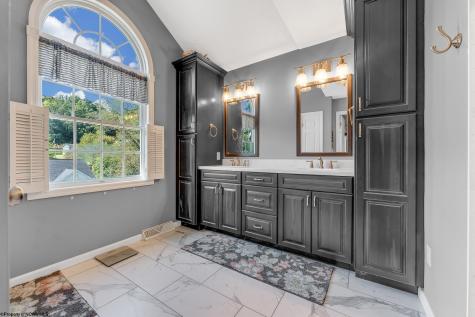 3208 Lemley Street Morgantown WV 26508