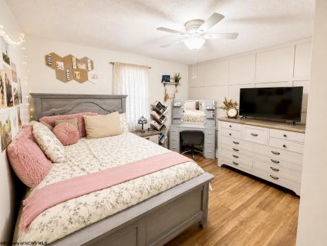 119 Williams Avenue Kingwood WV 26537