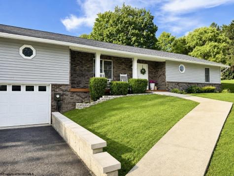 119 Williams Avenue Kingwood WV 26537