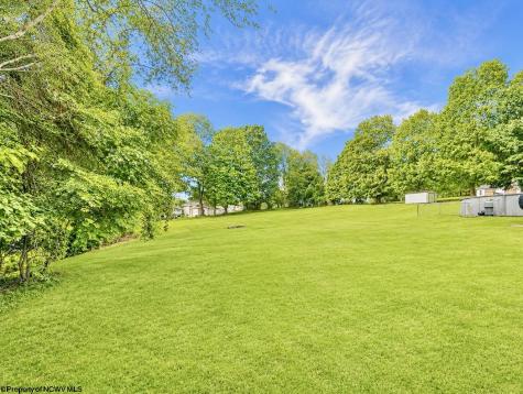 119 Williams Avenue Kingwood WV 26537