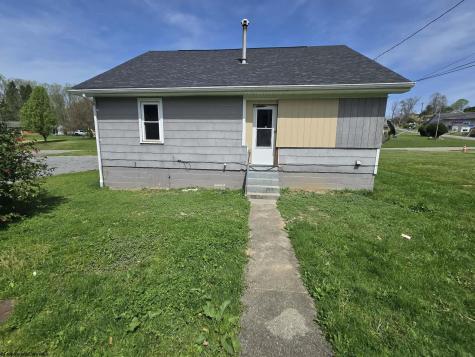 595 S Pike Street Shinnston WV 26431