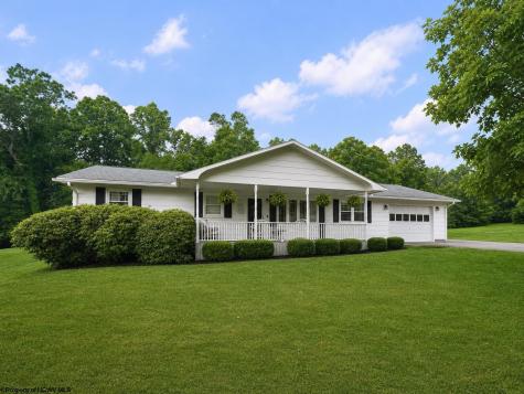 5032 Garfield Street Clarksburg WV 26301