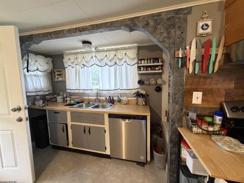 1300 Goff Avenue Clarksburg WV 26301-1912