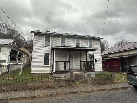 318 Broad Street Weston WV 26452