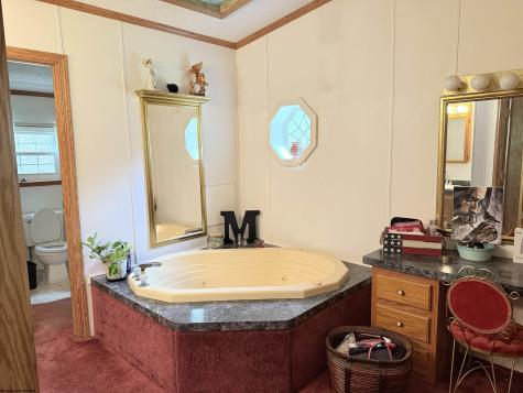 1689 Bell Crouch Road Huttonsville WV 26273