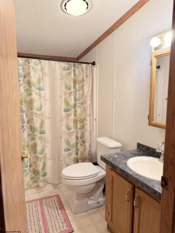 1689 Bell Crouch Road Huttonsville WV 26273