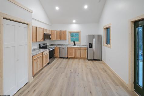 158 Dogwood Lane Terra Alta WV 26764