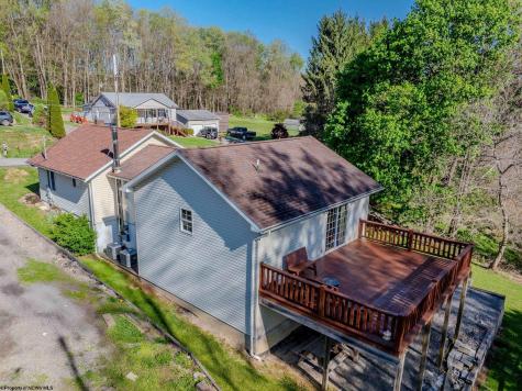 122 Center Street Kingwood WV 26537