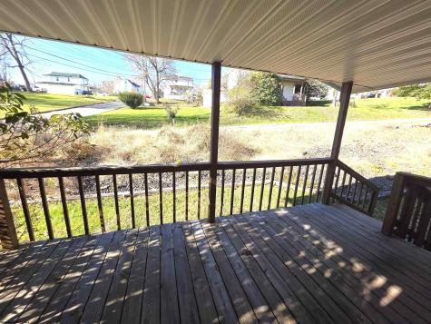 101 Dawn Street Kingwood WV 26537