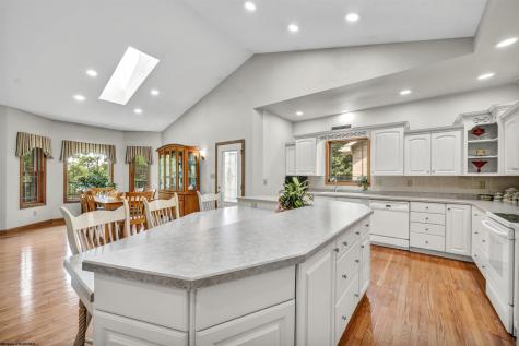 31 Jo Glen Drive Morgantown WV 26508