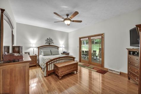 31 Jo Glen Drive Morgantown WV 26508