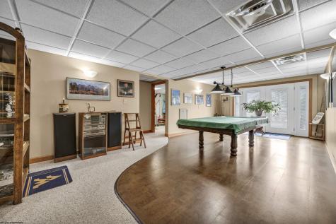 31 Jo Glen Drive Morgantown WV 26508