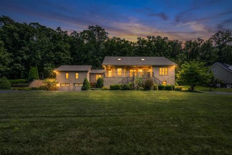 31 Jo Glen Drive Morgantown WV 26508