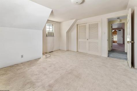 665 Killarney Drive Morgantown WV 26505