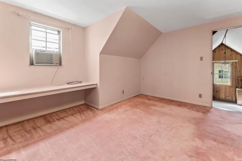 665 Killarney Drive Morgantown WV 26505