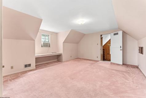 665 Killarney Drive Morgantown WV 26505