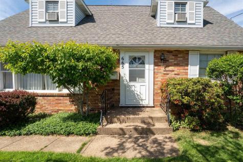 665 Killarney Drive Morgantown WV 26505