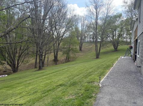 109 Cottage Hill Lane Beverly WV 26253