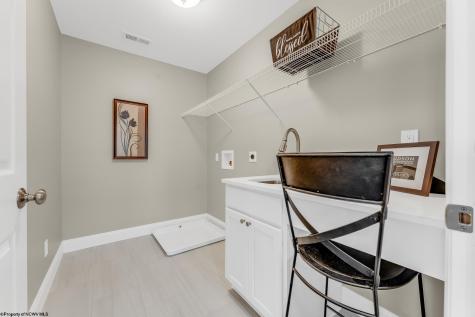 46 Martin's Perch Drive Fairmont WV 26554