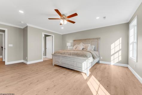 46 Martin's Perch Drive Fairmont WV 26554