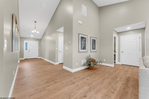 46 Martin's Perch Drive Fairmont WV 26554