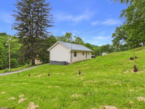 38 Rabish Lane Fairmont WV 26554